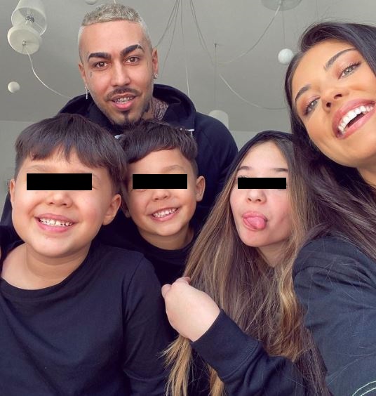 Alex Velea este un bărbat gelos? Cum se comportă artistul &icirc;n relația cu Antonia: &bdquo;La ce femeie am și cum arată, ar fi trebuit să...&rdquo;