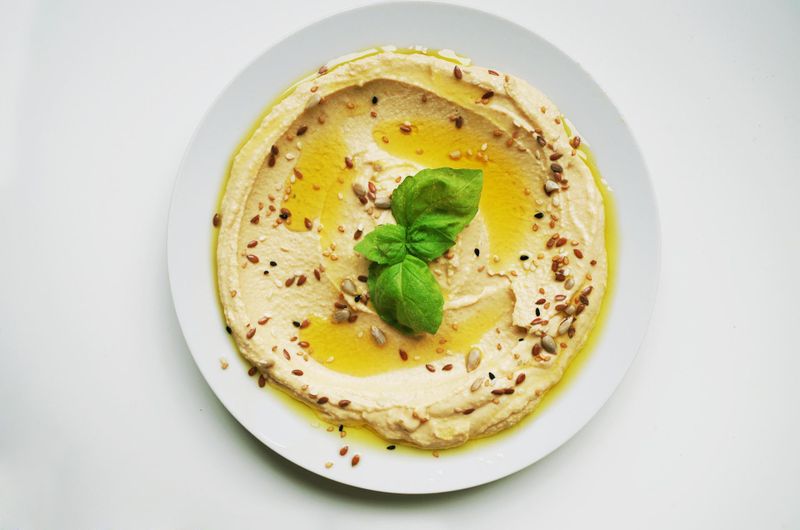 3 rețete pentru humus de casă. Cum să faci un humus cremos și delicios