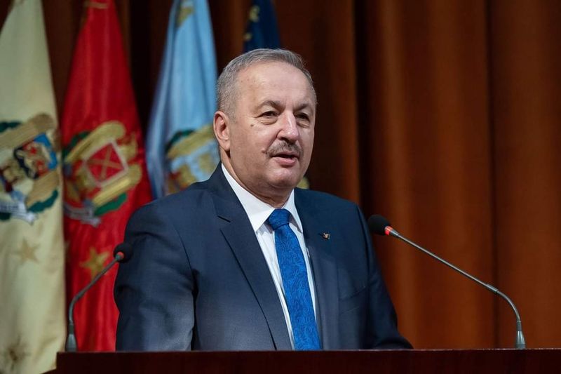 Vasile Dîncu spune că România nu a trimis militari în Ucraina