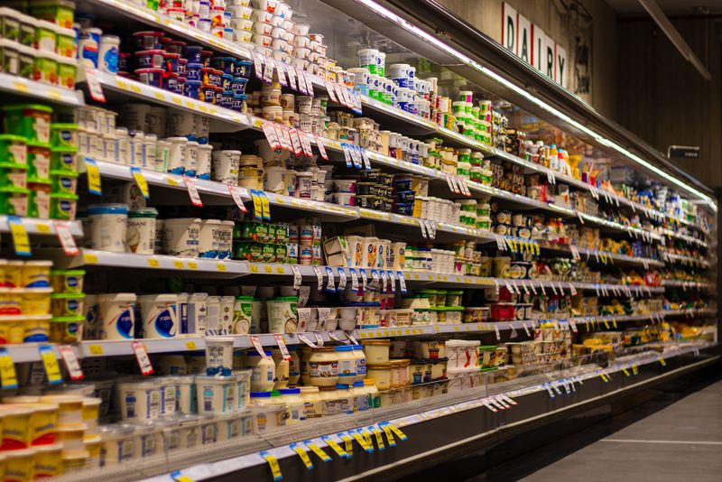 A doua zi de Paști. Program magazine și supermarketuri în a doua zi de Paște