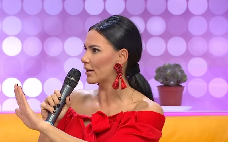 Lavinia P&icirc;rva, detalii despre carieră