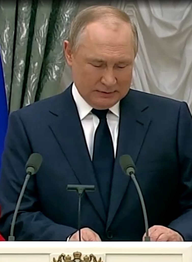 Vladimir Putin, cu fața umflată &icirc;n public