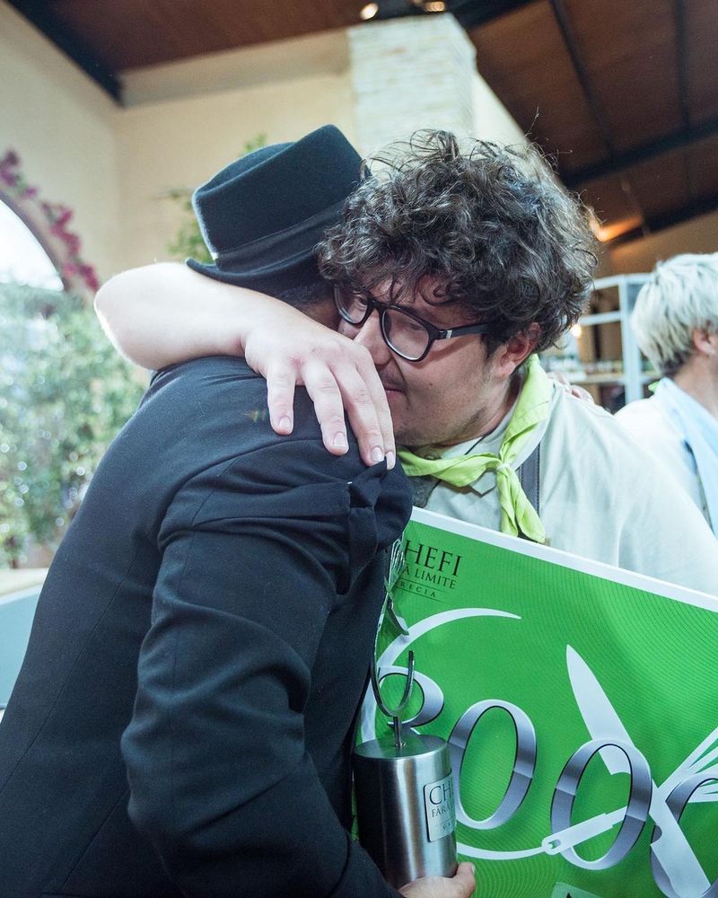 Finala &bdquo;Chefi fără limite&rdquo; 2022. Cine este c&acirc;știgătorul aventurii &icirc;n Grecia, Daniel Jumuga (Nobo). Ce planuri are acesta cu marele premiu