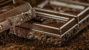 5 alimente pe care nu este bine să le mănânci înainte de culcare