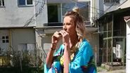 Gabriela Prisăcariu, luată la rost de Dani Oțil
