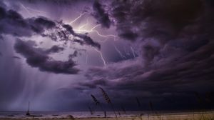 Prognoza meteo ANM, 5 - 7 mai 2022. Vremea în următoarele 3 zile. Vezi unde sunt anunțate ploi torențiale și vijelii