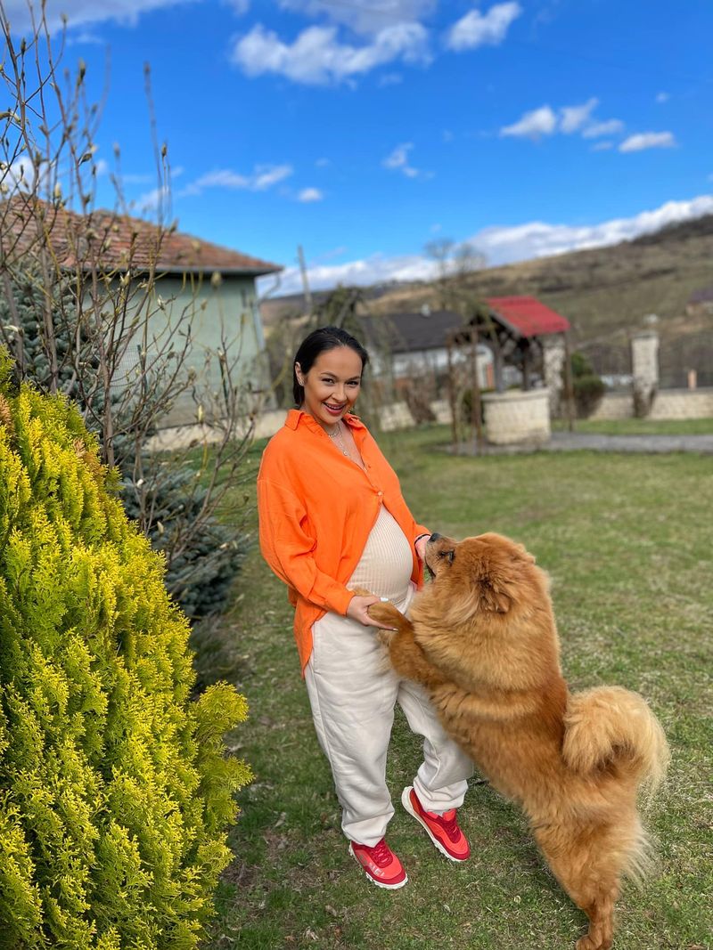 Vlăduța Lupău, nevoită să-și schimbe garderoba de c&acirc;nd este &icirc;nsărcinată