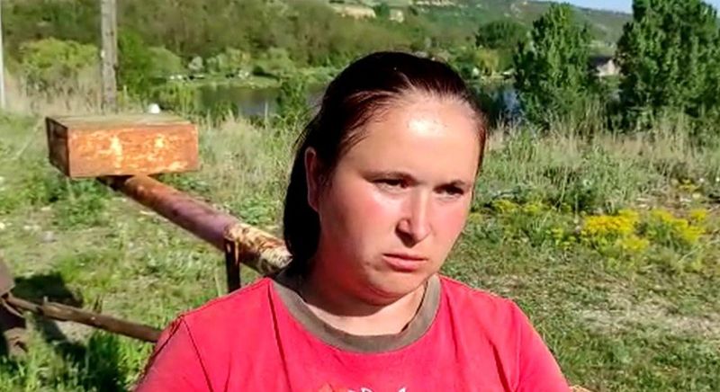 Mama celor doi copii înecați la Bacău Mama celor doi copii din Bacău, care au murit după ce tatăl lor s-ar fi aruncat cu ei într-un lac, primele declarații: „A luat fata din casă. Mi-a zis că e ultima oară când o văd”