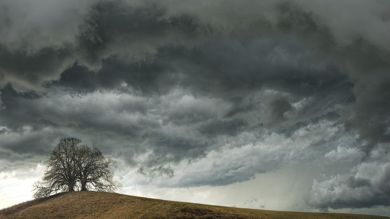 Prognoza meteo ANM, 10 - 12 mai 2022. Vremea se încălzește în toată țara. Vezi ce se întâmplă cu precipitațiile