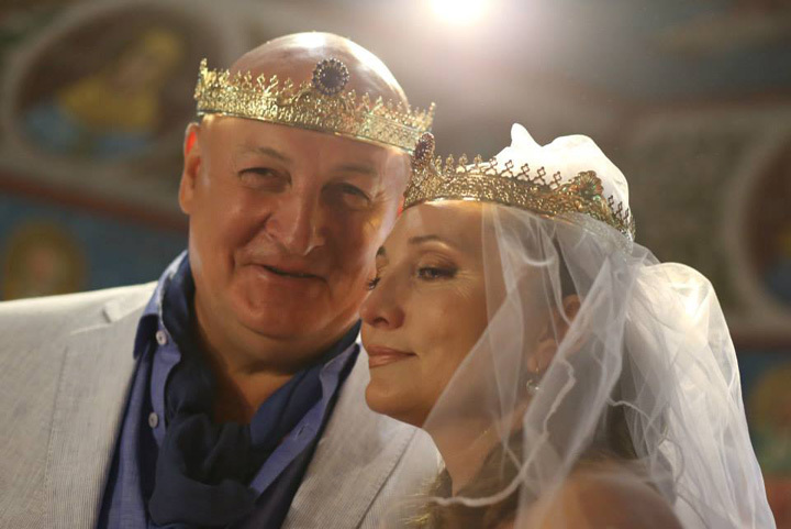 Fosta soție a lui Bebe Cotimanis s-a înscris la Teologie. Din ce face bani acum Florina Mărcuță, după divorț