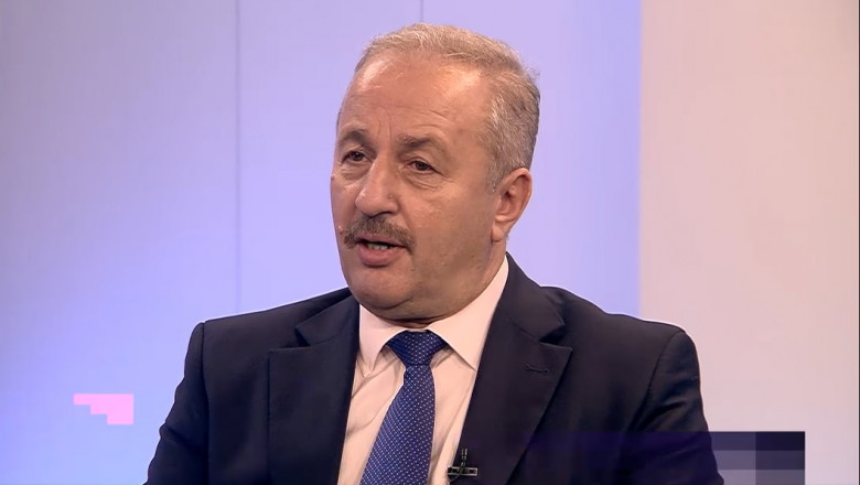 Vasile Dîncu Vasile Dîncu, despre optimizarea salariilor din sectorul militar