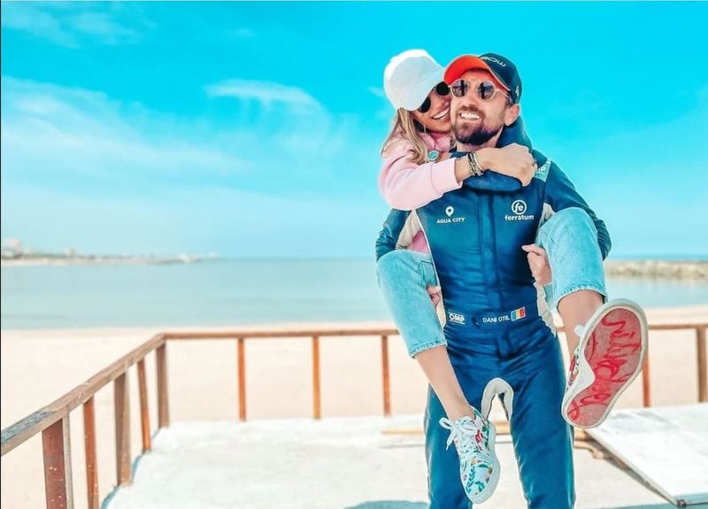 Dani Oțil și Gabriela Prisăcariu, motivul pentru care nu-și fac vacanțele &icirc;n țară