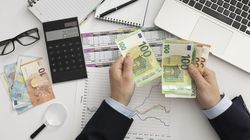 Curs valutar BNR, marți, 17 mai 2022. Cât valorează Euro, Dolar, Lira sterlină şi Rubla rusească. Cursul valutar la zi