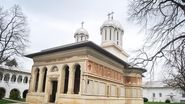 5 mănăstiri frumoase de lângă București pe care trebuie să le vizitezi