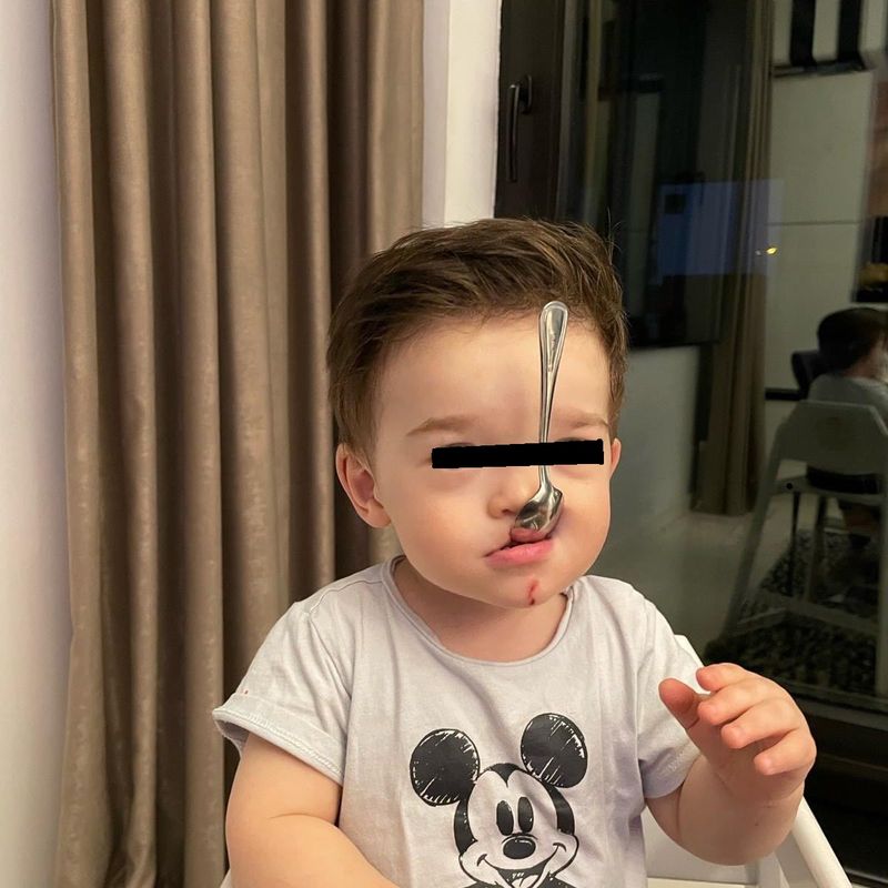 Fiul lui Liviu Vârciu  Liviu Vârciu își aniversează fiul