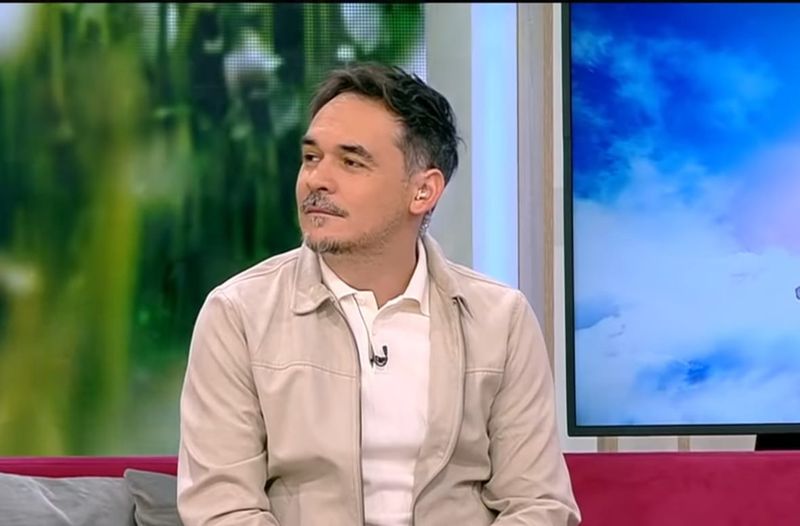 Răzvan Simion, absent nemotivat de pe micile ecrane