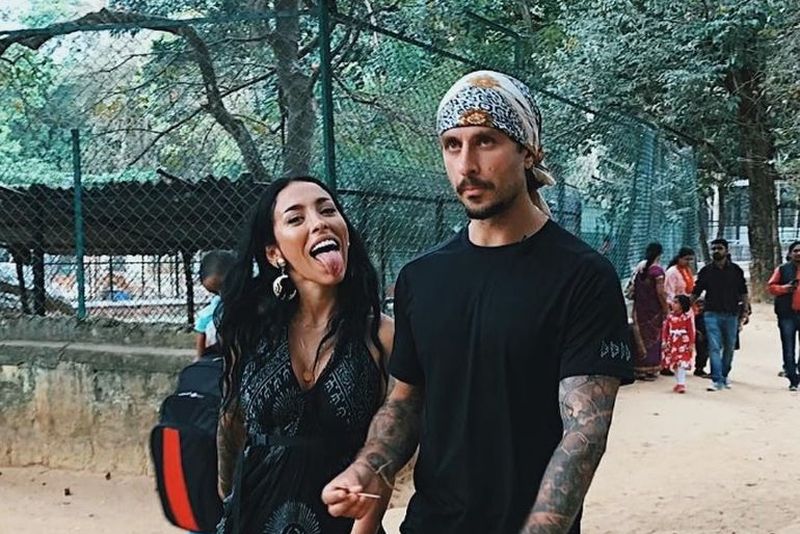 Cel mai nebunesc lucru făcut de Ruby, din dragoste: &bdquo;Mi-am luat și două prietene&rdquo;. Cum l-a verificat artista pe iubitul ei