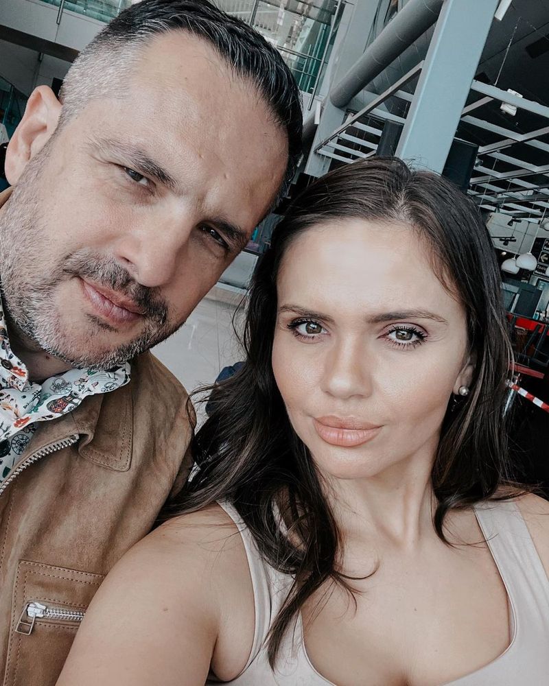 Cristina Șișcanu îmbină utilul cu plăcutul în capitala modei. Cum s-au afișat ea și Mădălin Ionescu în „escapada în cuplu” 