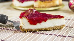 Rețetă de cheesecake cu mascarpone și frișcă. Un deliciu pentru oricine