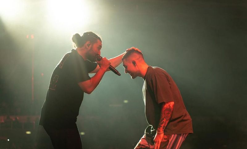 Mario Fresh, criticat pentru faptul că s-a apropiat de Smiley