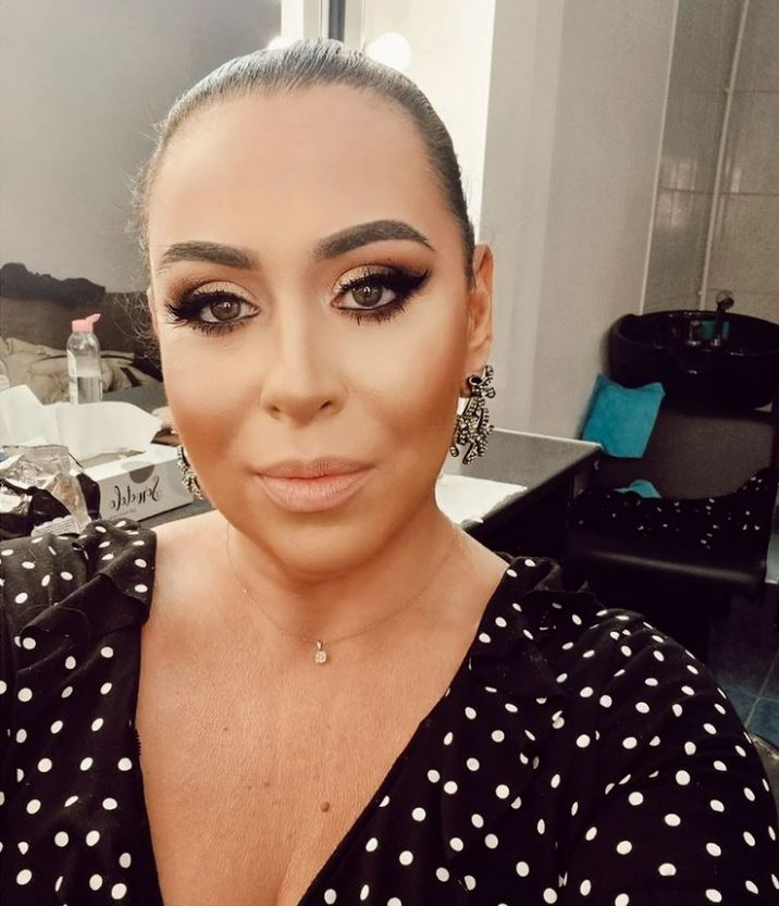 Oana Roman s-a trezit cu o durere inexplicabilă: „E înțepenit”. Nu este pentru prima dată când i se întâmplă