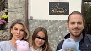 Alina și Ilan Laufer, gemenii și Karina 