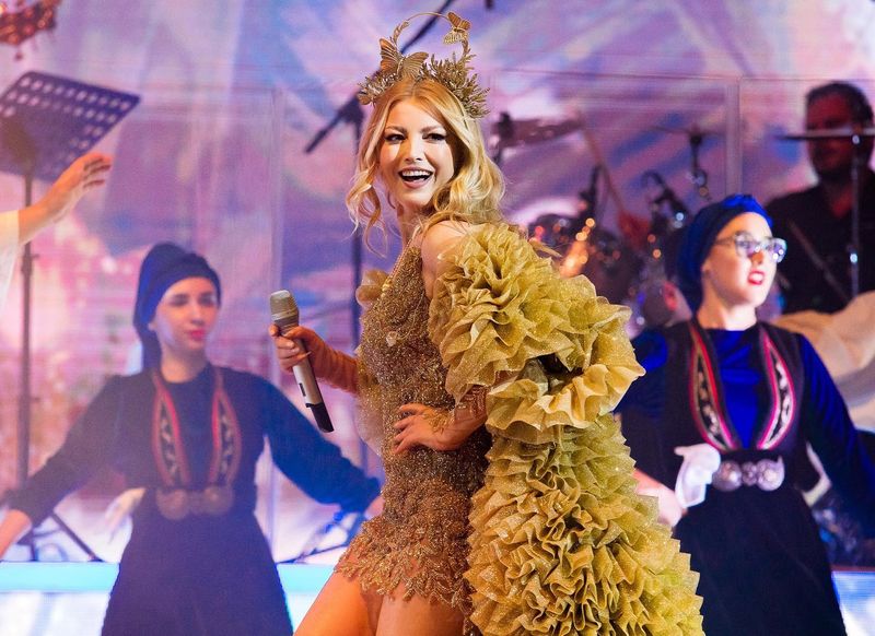 Care este tradiția care face petrecerile machidonești de neratat Elena Gheorghe