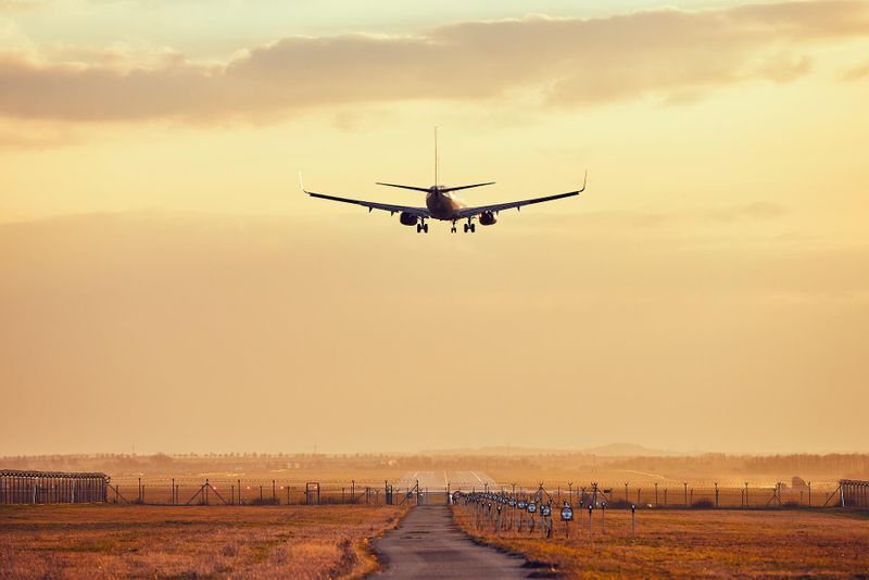 Alertă în România, după ce un avion suspect a fost văzut pe cer, la Drobeta Turnu Severin