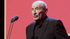 Victor Rebengiuc și-a anunțat retragerea din teatru, la 89 de ani. Actorul a transmis un mesaj emoționant: „Sănătatea mea e în mare suferinţă”