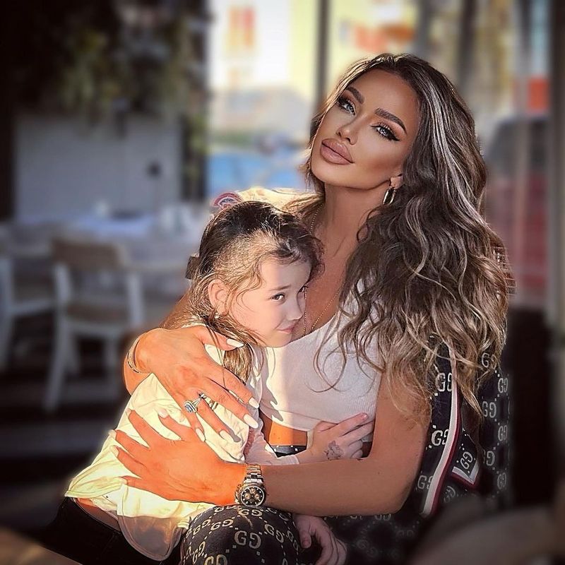 Ce a învățat Bianca Drăgușanu în copilărie și îi transmite mai departe și fiicei ei