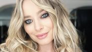 Laura Cosoi, imagine de colecție cu burtica la vedere,  cu doar câteva zile înainte să nască. Actrița s-a fotografiat în lenjerie intimă