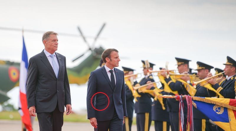 Emmanuel Macron și Klaus Iohannis s-au întâlnit la baza militară de la Kogălniceanu