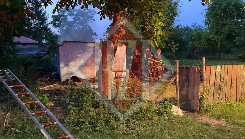 Trei generații au murit la Iași, după ce casa le-a luat foc