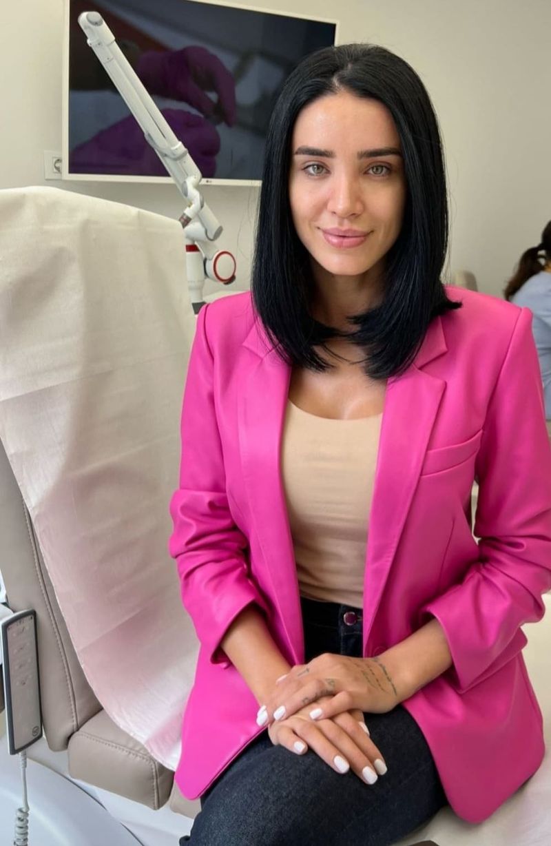 Adelina Pestrițu, noi intervenții la nivelul feței