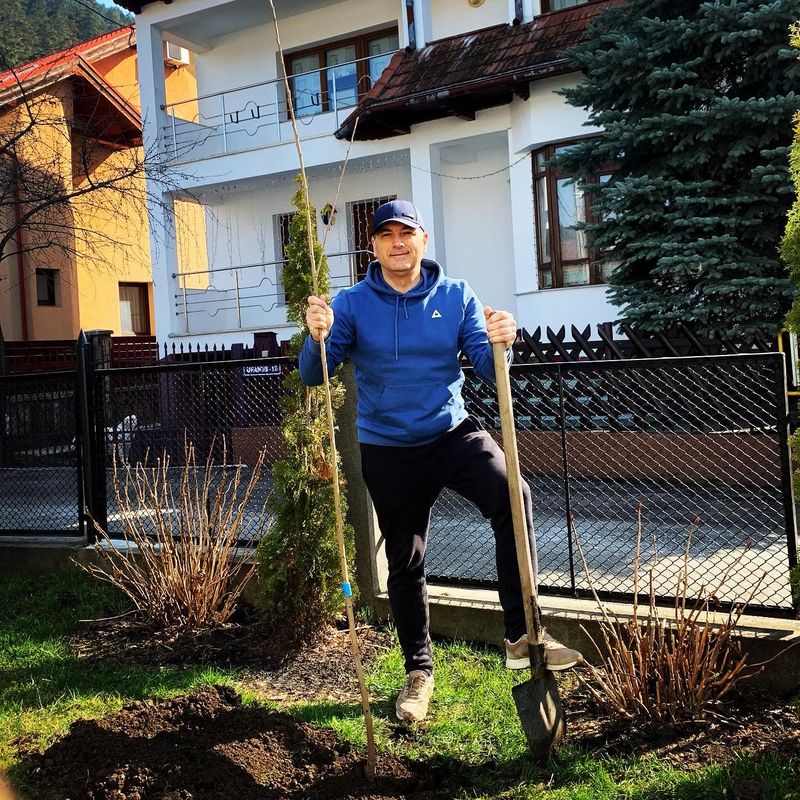 Cu ce se ocupă Mircea Radu în prezent, după ce s-a retras din televiziune. Fostul prezentator TV s-a mutat la țară