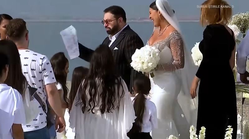 „Florin Salam și Roxana nu trebuiau să facă nunta acum!” Ce spune Carmen Harra despre problemele care ar putea apărea în relația manelistului | EXCLUSIV