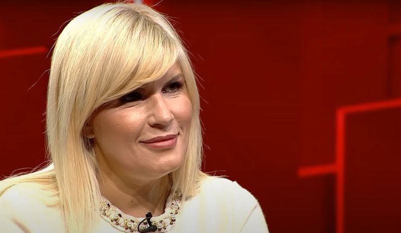Elena Udrea Elena Udrea, adevăruri neștiute despre viața personală! Șase ani este nevoită să trăiască fără ele: „Îmi plăceau și atunci când îmi permiteam de 30 de lei”