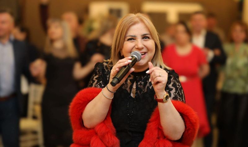 „O să cântăm hore și muzică de petrecere”. Carmen Șerban, detalii despre surprizele pregătite pentru nunta lui George Simion | EXCLUSIV