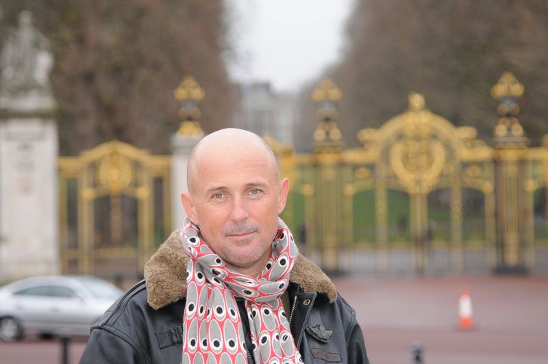 Vedetele spun tot! Celebritățile recunosc că au m&acirc;ncat bătaie in copilarie