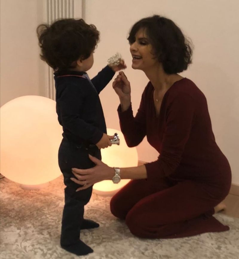 Ramona Bădescu lasă iar Rom&acirc;nia &icirc;n urmă și se mută &icirc;n Italia.