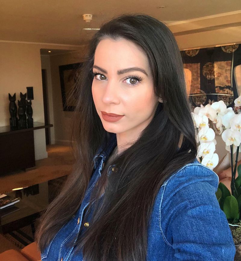 Primul job al vedetelor. Cum și-au c&acirc;știgat celebritățile de la noi primii bani