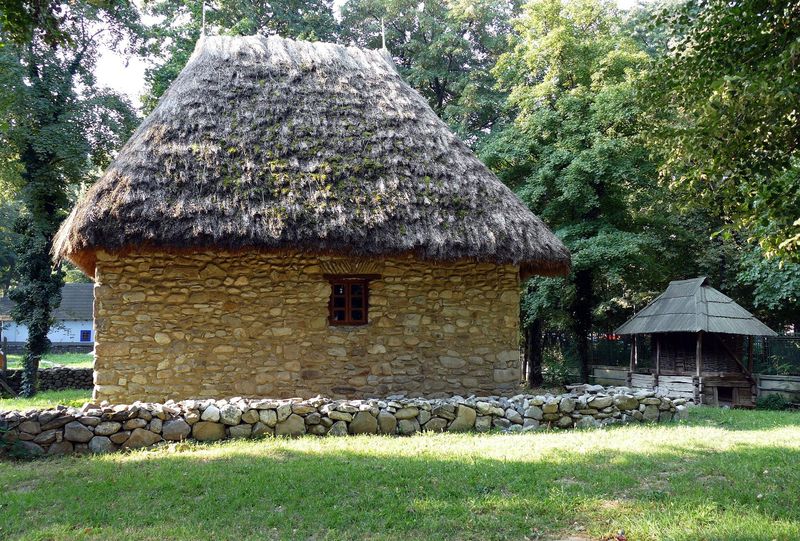 muzeul satului bucuresti