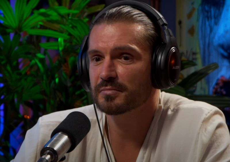 Bogdan Vlădău și-a înșelat soția