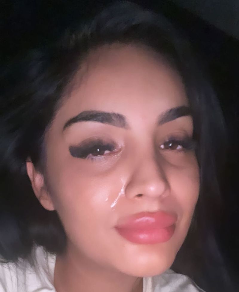 Simina Loica în lacrimi