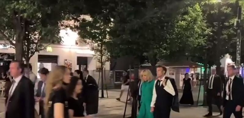 Emmanuel și Brigitte Macron Boris Johnson și Emmanuel Macron, surprinși în timp ce admirau nuduri! Cele mai amuzante momente de la Summit-ul NATO. Imaginile au devenit virale