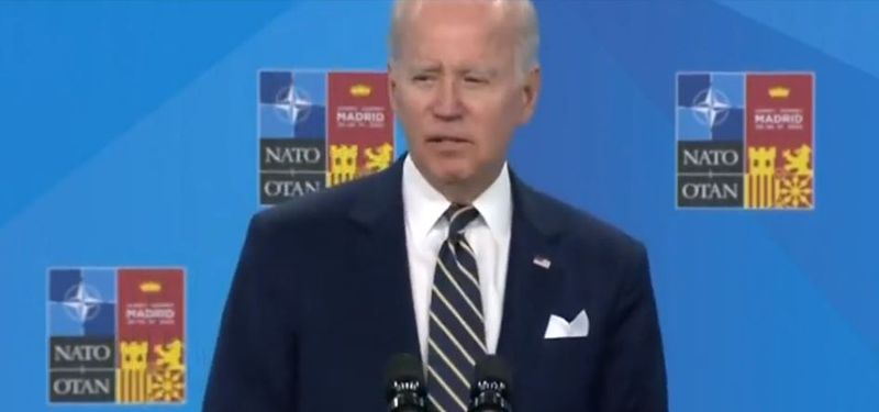 Joe Biden Boris Johnson și Emmanuel Macron, surprinși în timp ce admirau nuduri! Cele mai amuzante momente de la Summit-ul NATO. Imaginile au devenit virale