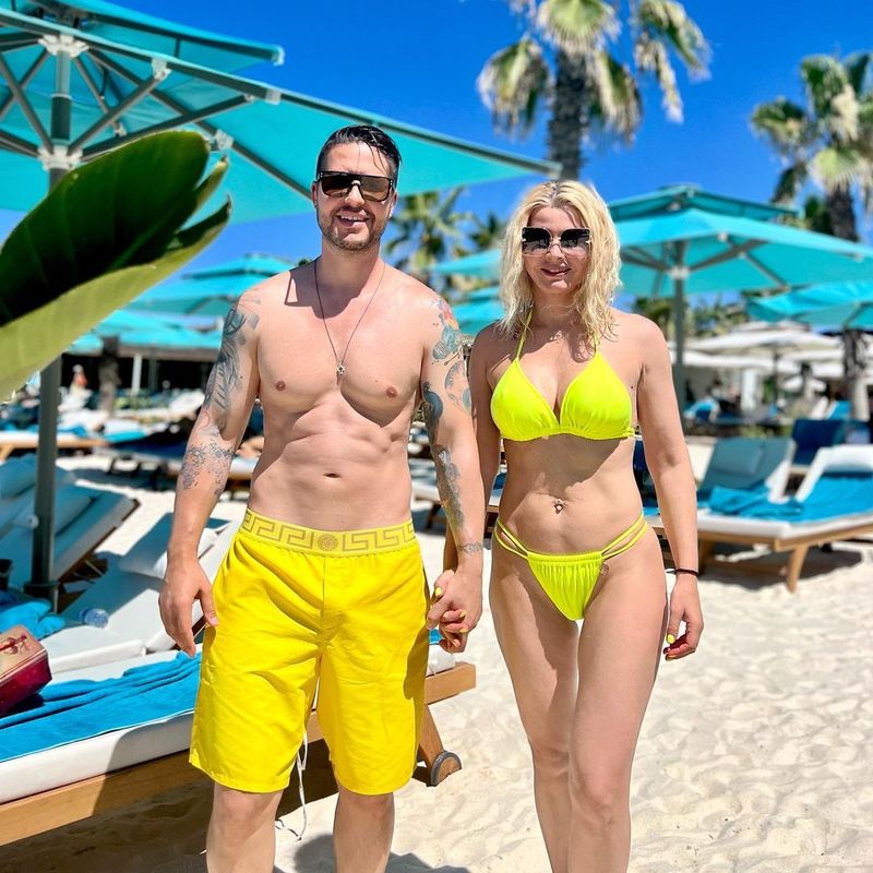 Ramona Prodea, apariție de senzație în costum de baie, la 49 de ani. Jorge este un bărbat foarte norocos