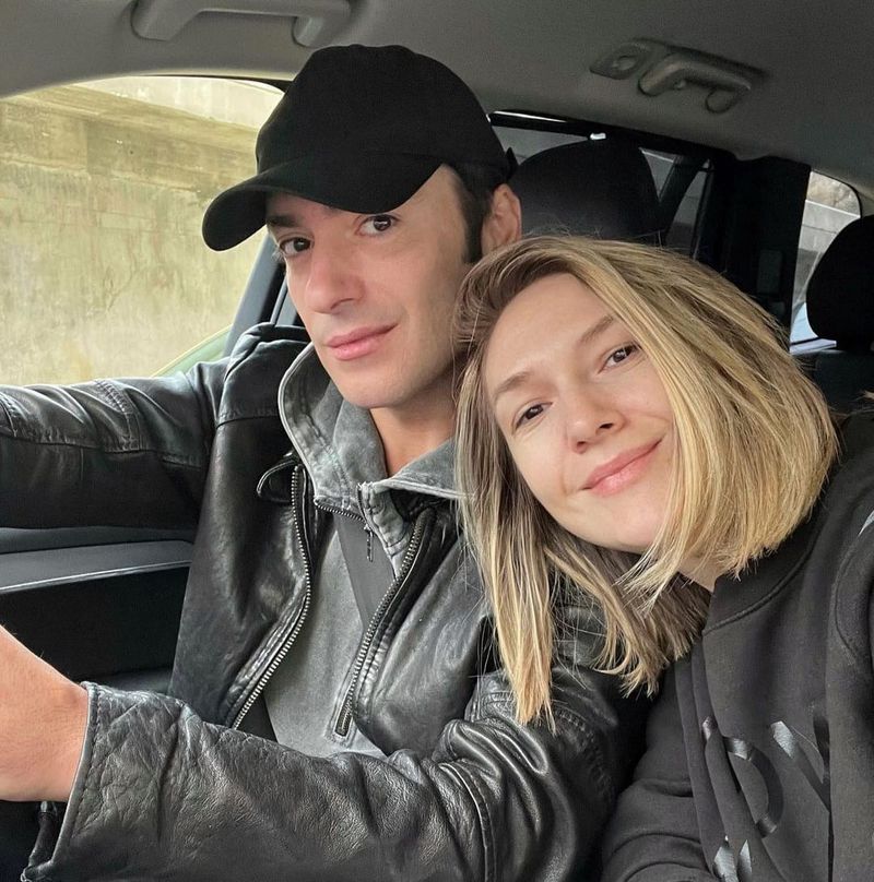 Adela Popescu și Radu V&acirc;lcan apartament Olimp