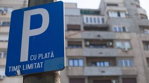 Din august, șoferii nu vor mai putea parca gratis pe trotuare sau în locurile amenajate din centrul Bucureștiului. Iată ce are de gând Primăria Capitalei