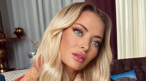 „Asta e prostie” Delia a sfidat orice regulă a modei! Ce ținută a purtat artista, în mijlocul verii